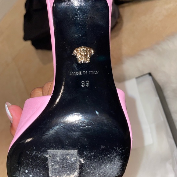 Versace pink heel - Picture 3 of 7